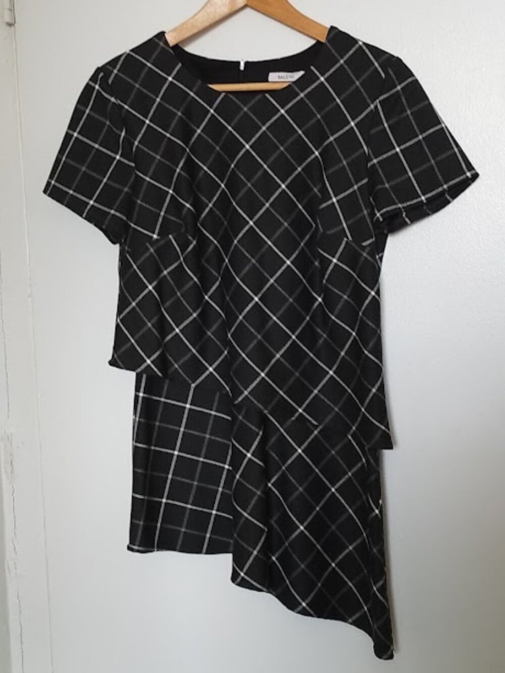 Anthropologie Bailey44 Two-Tier Top--Plaid, Asymmetrical Hemline. Grey/White